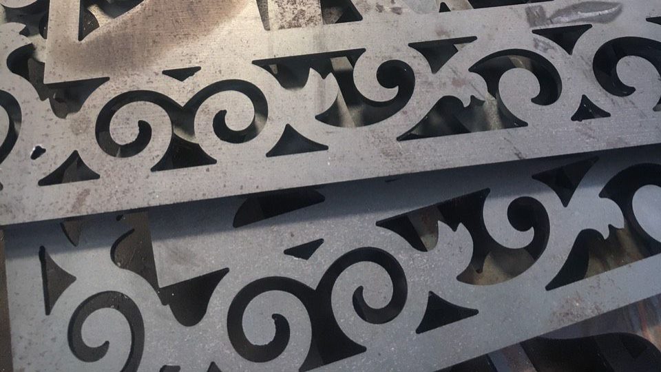 cropped cat sat tam bang may cong nghe cnc dau cat laser laser 2