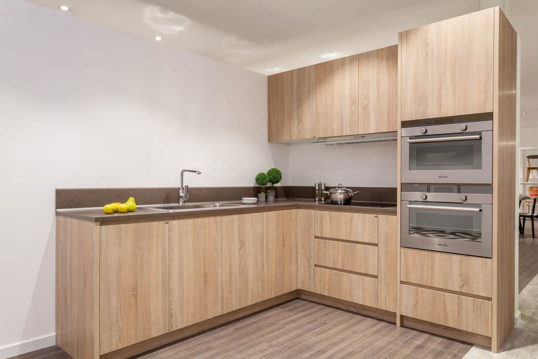 Laminate là gì? Ưu điểm và ứng dụng ra sao? 5 laminate la gi uu diem va ung dung ra sao 4NoiThatGiaHung