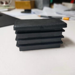 Bịt nhựa đầu sắt hộp 30x60 SGH-1240